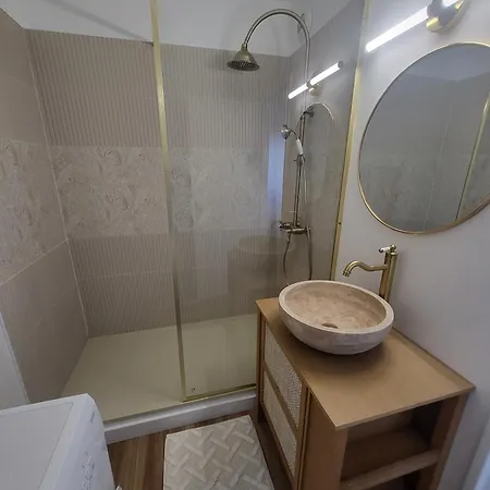 Le Cocon De La Bizontine Apartment *